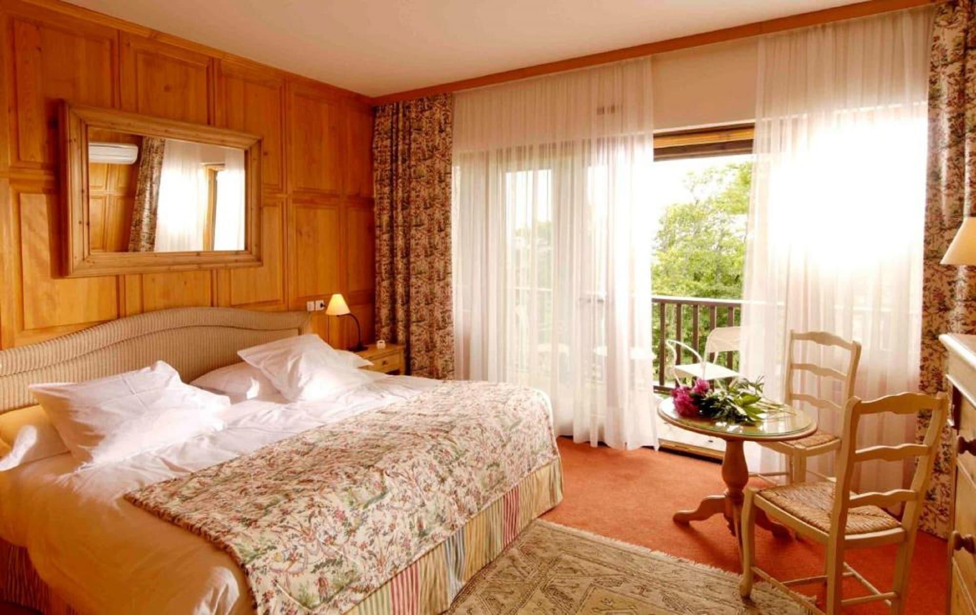 Le Clos Saint-Vincent Ribeauville  Bagian luar foto