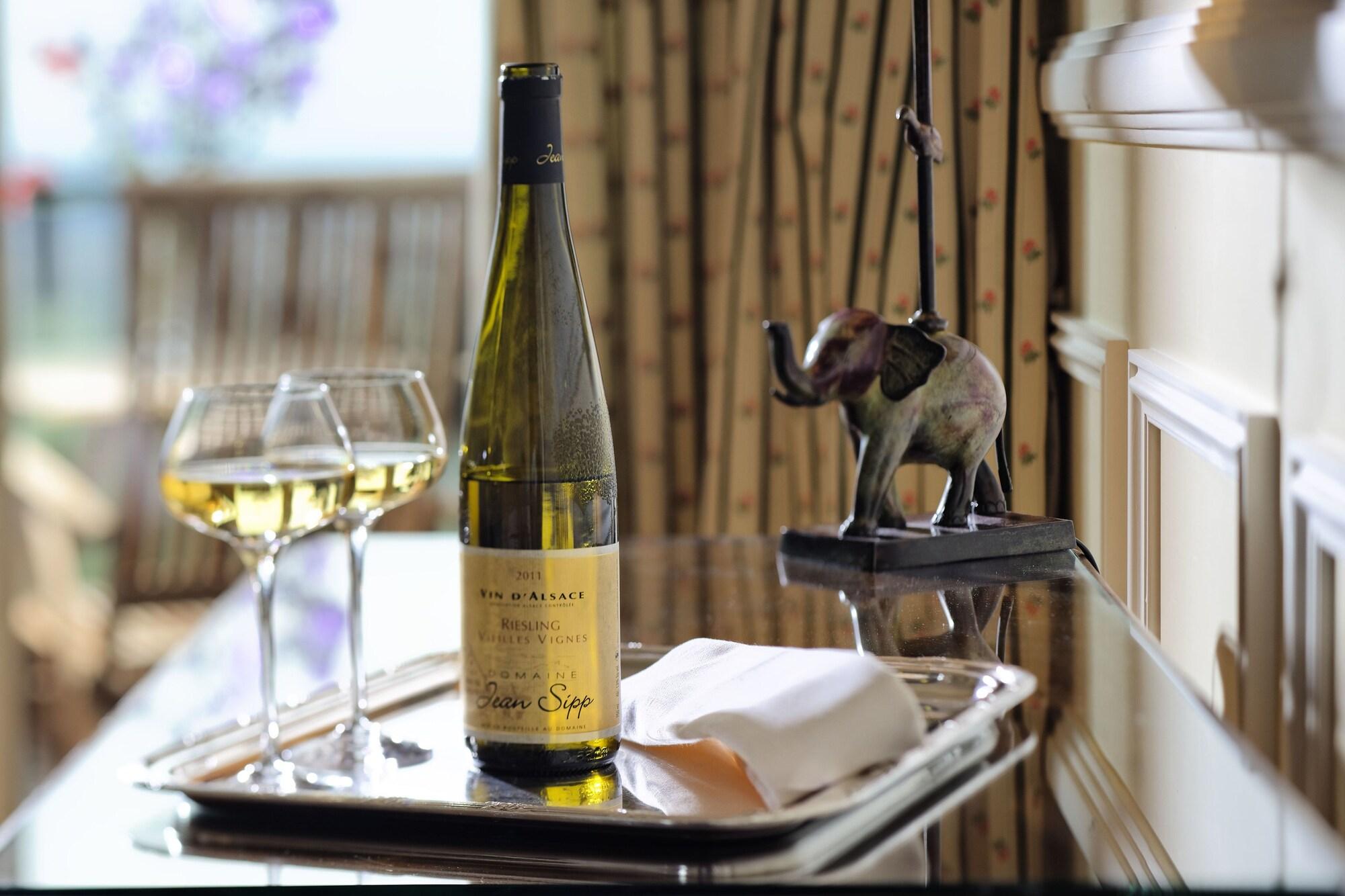 Le Clos Saint-Vincent Ribeauville  Bagian luar foto