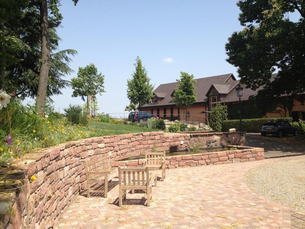 Le Clos Saint-Vincent Ribeauville  Bagian luar foto